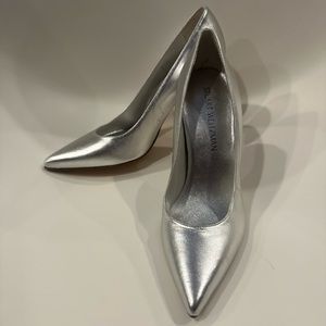 Stuart Weitzman, 100 Pump, Size 7, Silver